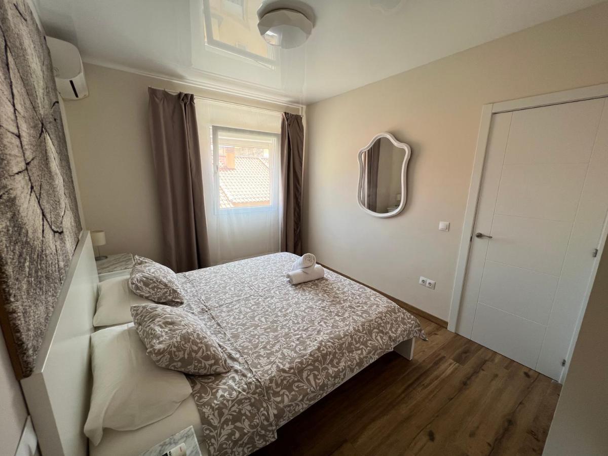 Genuar Apartments Malaga Center. Free Parking Eksteriør bilde